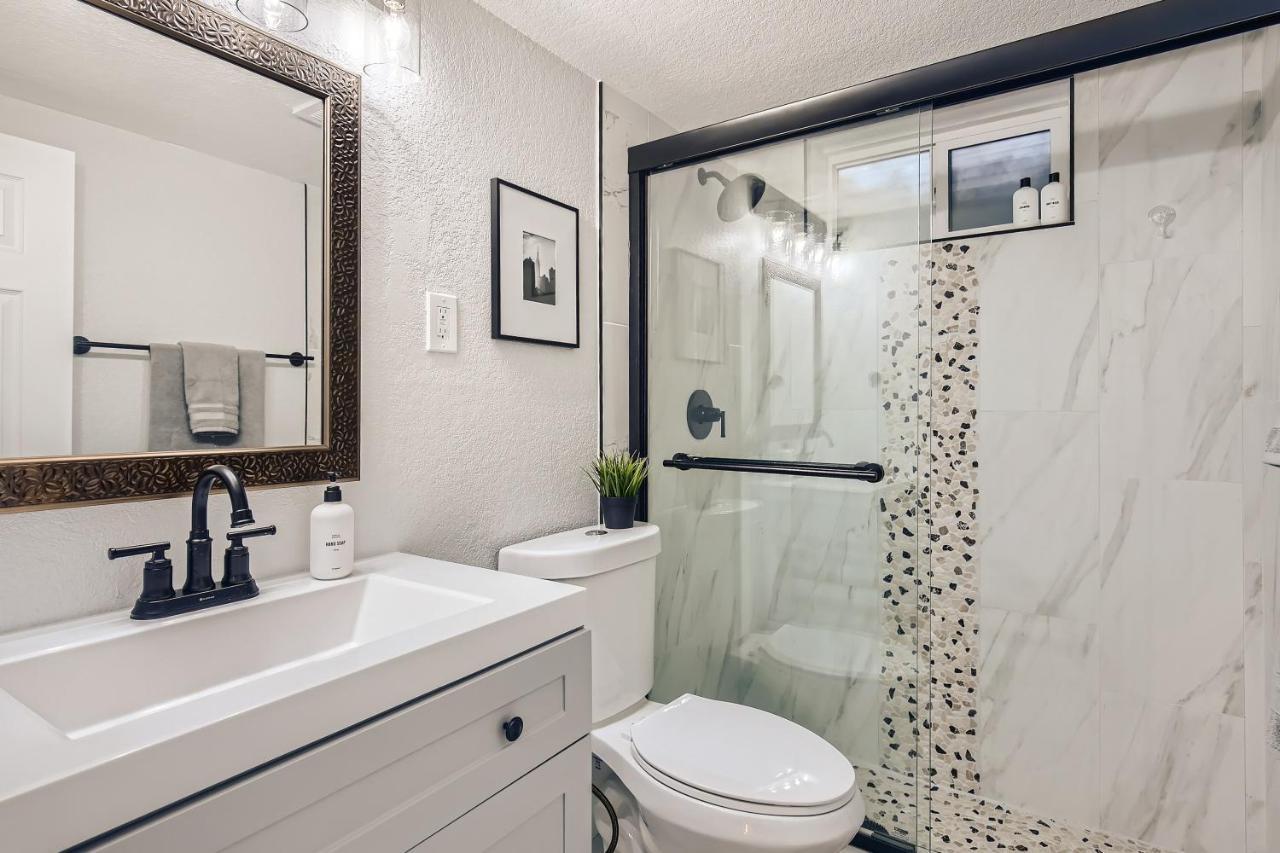 Peaceful Downtown Denver Retreat: 4BR Comfort Arvada Exterior photo