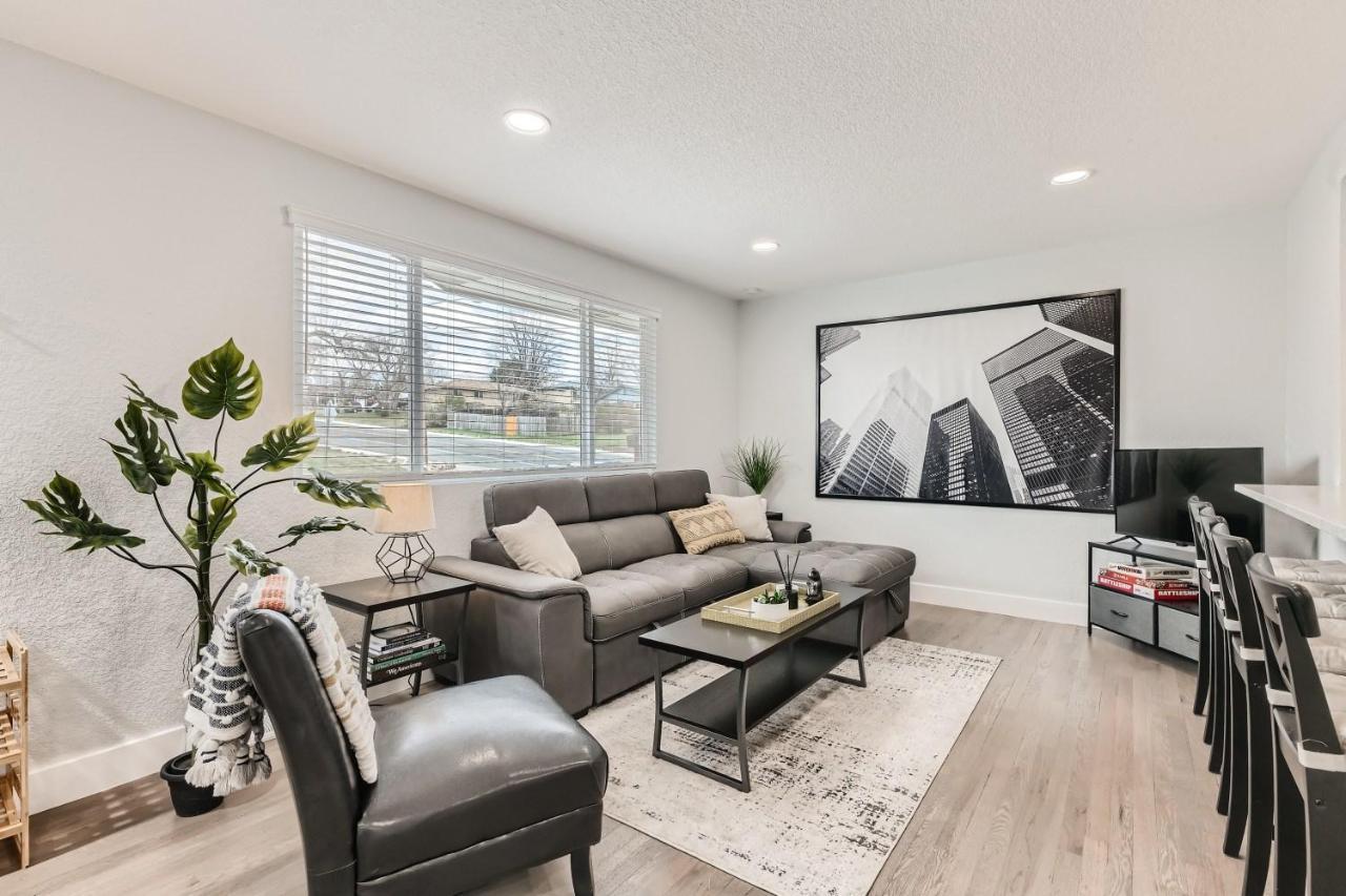 Peaceful Downtown Denver Retreat: 4BR Comfort Arvada Exterior photo
